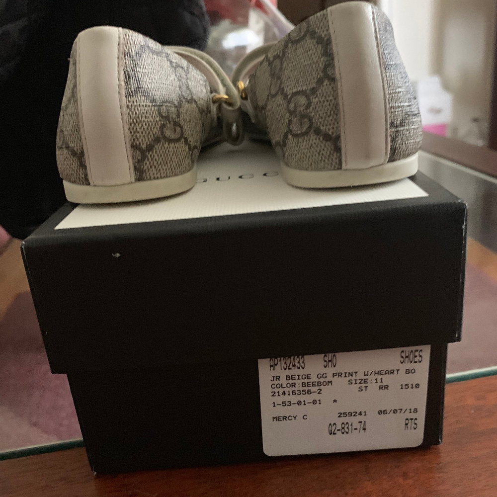 Used Gucci Flats